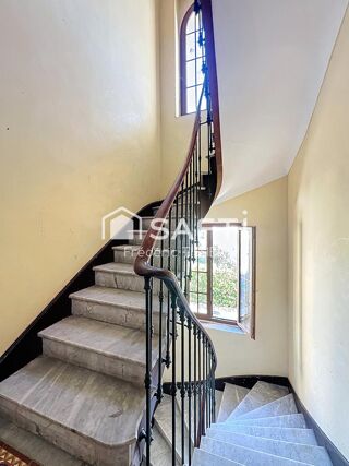  Immeuble � vendre 270 m�