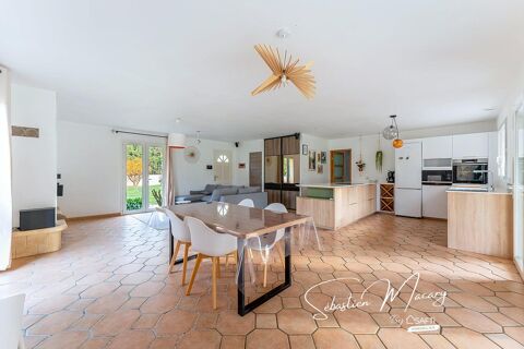   Maison r�cente 3 chambres avec grand terrain Maison - 5 pi�ce(s) - 102 m�