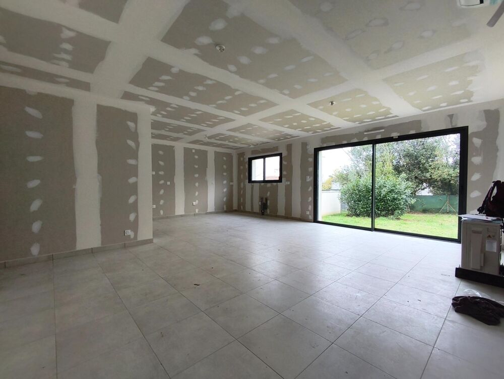 Vente Maison MAISON NEUVE 90 m² - 5 P - 3 CHAMBRES et 1 BUREAU Saint-philbert-de-bouaine