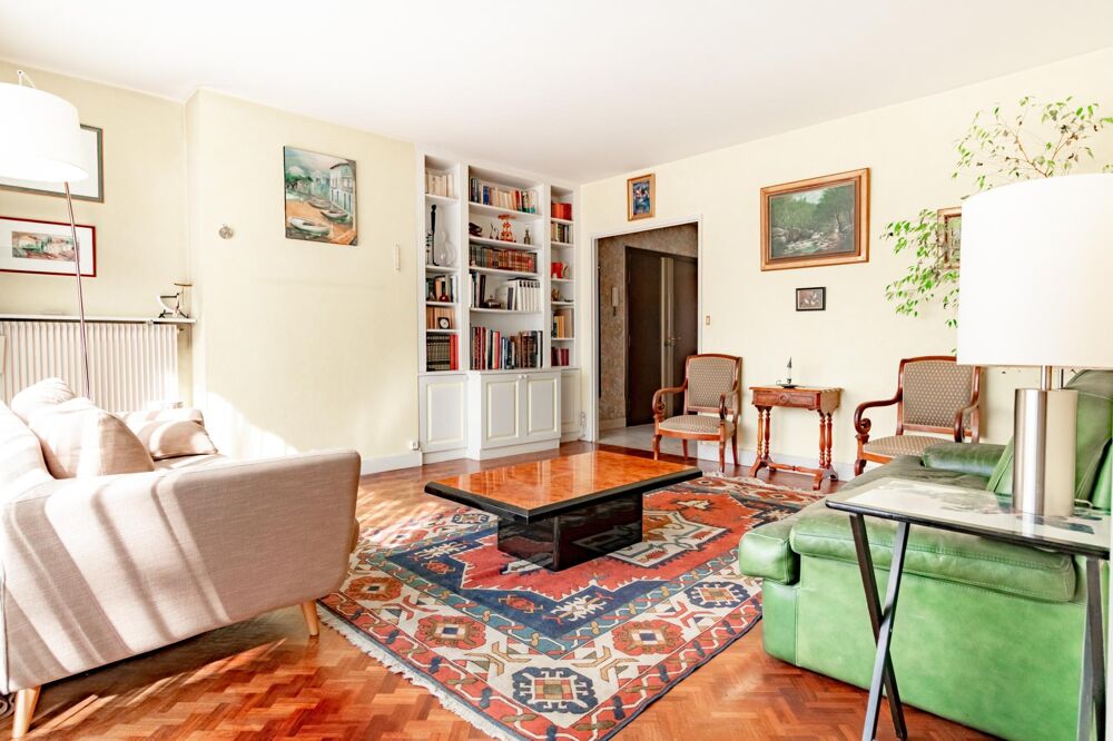 Appartement 4 pièces 101 m² · à Versailles · 101 m² · 534 000 €