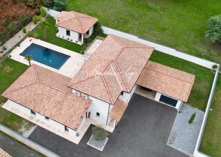  Maison à vendre 11 pièces 286 m²
