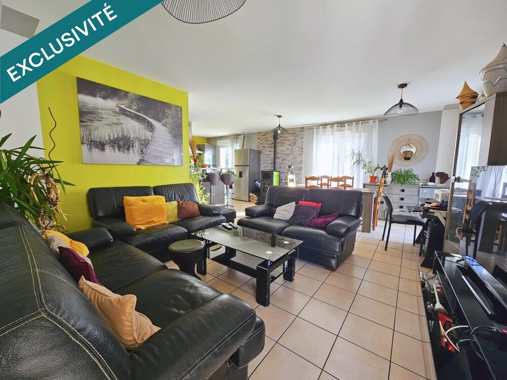 Vente Maison Ceyzériat. Maison individuelle 4 chambres 126 m² Ceyzeriat