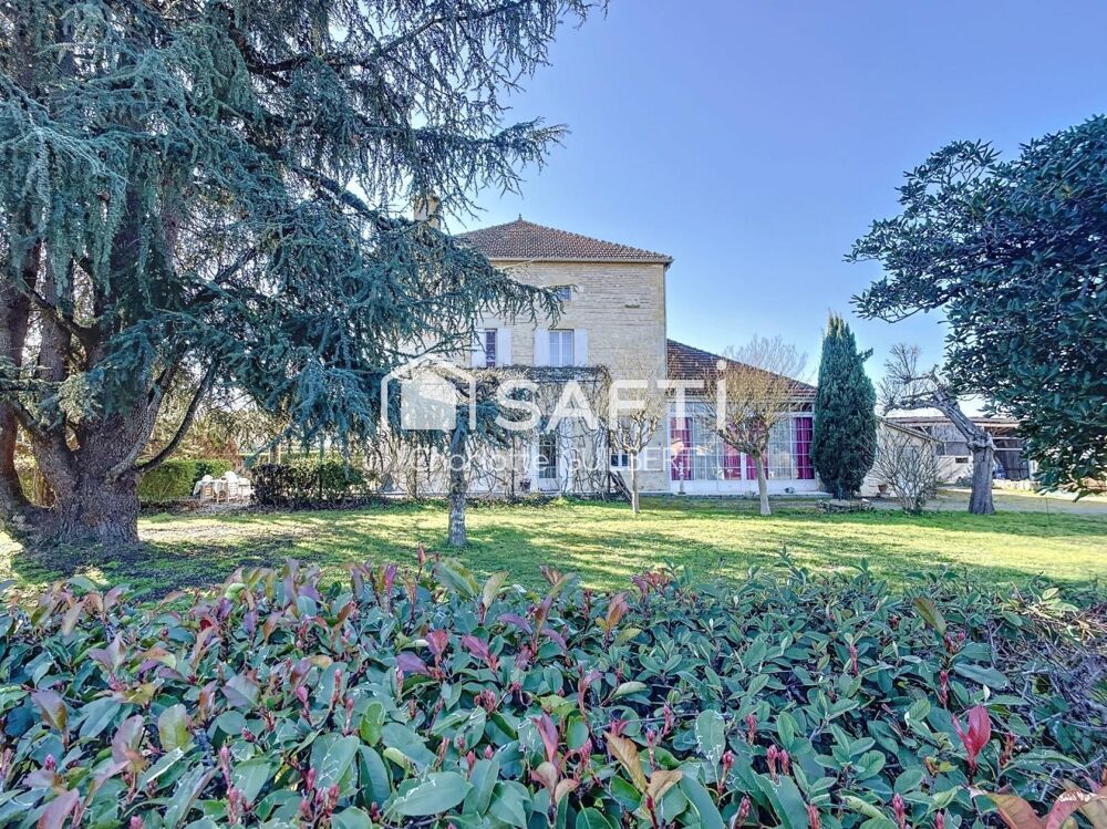 Maison de maitre avec jardin