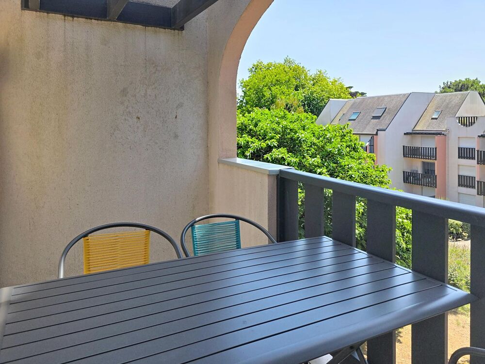 Beau duplex avec chambre et terrasse