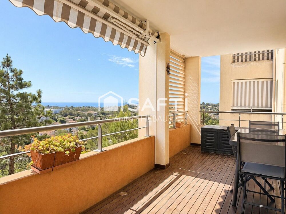 Saint Raphael - Appartement de 75 m² vu mer avec et garage