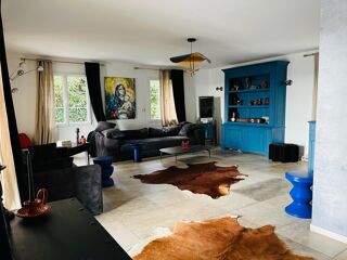  Maison  vendre 7 pices 220 m