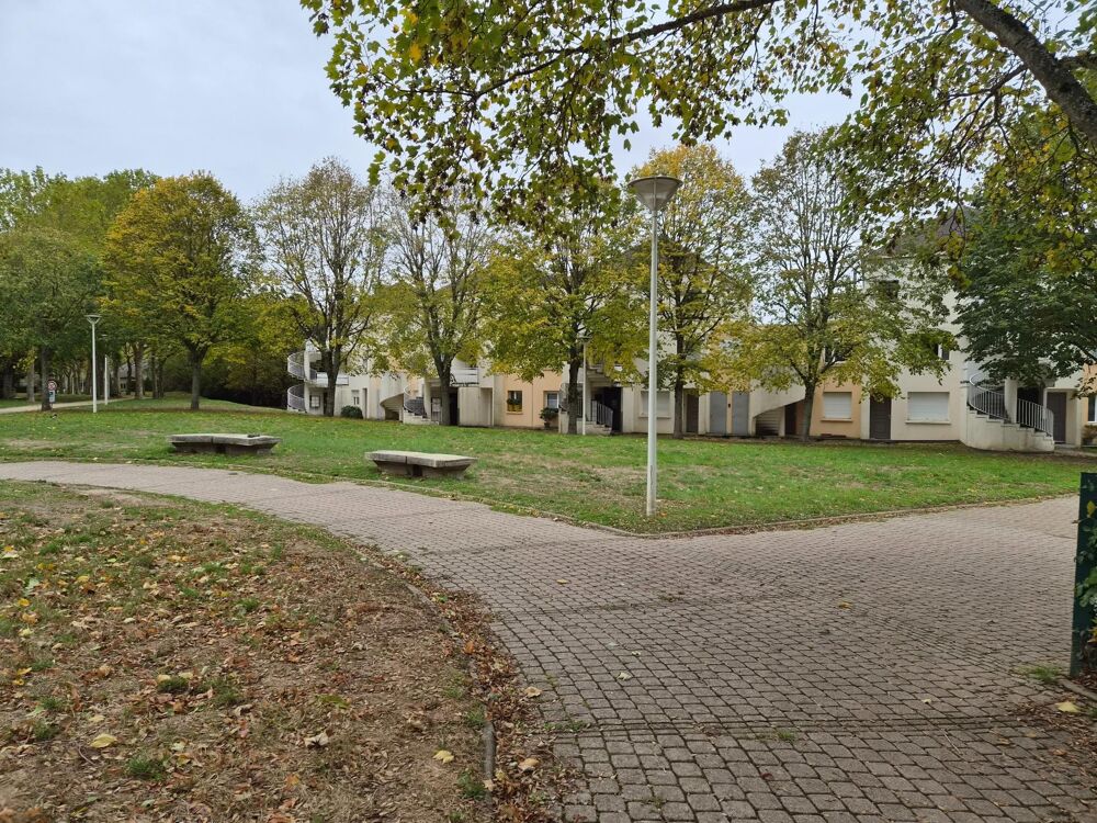 Vente Appartement 92 m² - 3 CHAMBRES - BALCON & GARAGE DOUBLE Villiers-le-bacle