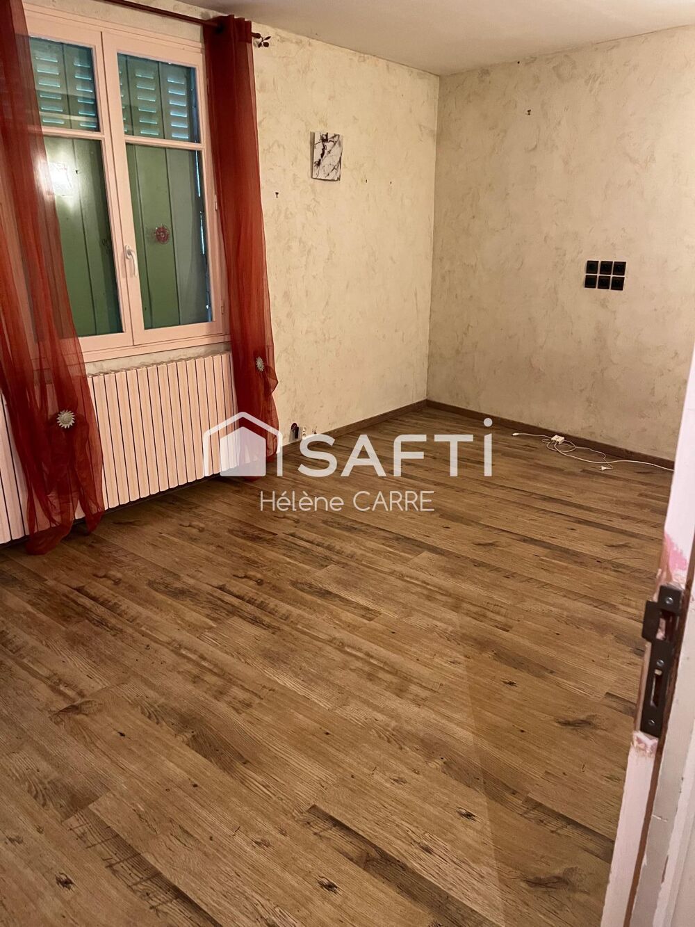 Vente Maison Maison d'environ 107m2 avec 4 chambre sur une parcelle de 715m2 Lury-sur-arnon