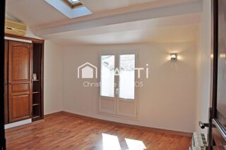  Appartement � vendre 4 pi�ces 90 m� Sisteron