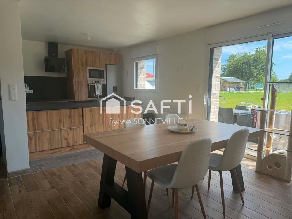 Vente Maison Plain-pied récent avec jardin Roquetoire