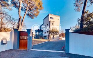  Maison  vendre 7 pices 350 m