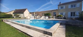  Maison  vendre 8 pices 250 m