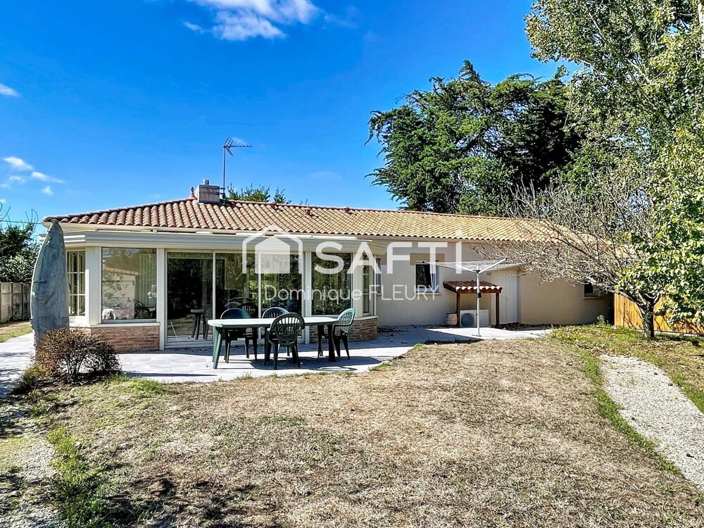 Maison de 145m² avec dépendances.