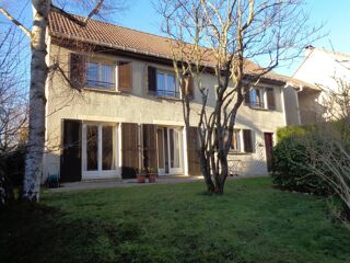  Maison  vendre 6 pices 142 m