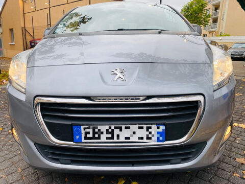 5008 (2) - Allure - 1.6 Blue-Hdi 120CV BV6- 7 PL / 1ère Main / Ré 2016 occasion 78800 Houilles