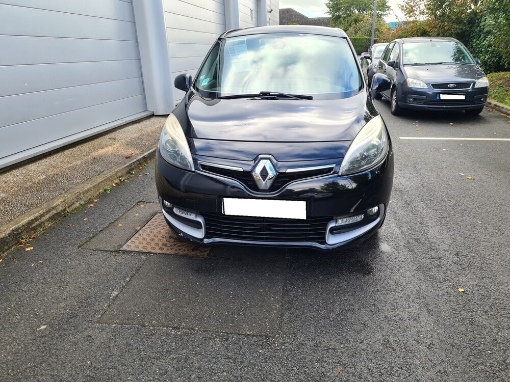 Mégane scenic3 dci LIMITED OPTIONS GPS DISTRIB + EMBRAYAGE OK 2014 occasion 78310 Coignières