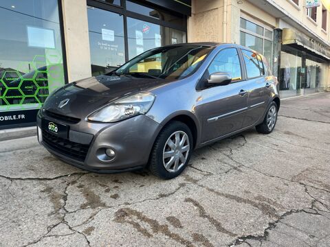 Renault Clio III dCi 90 eco2 Business 89g 2012 occasion Goussainville 95190
