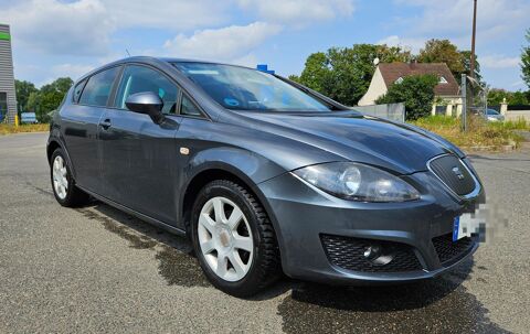 Seat leon - II 1.6 TDI 105CH STYLANCE - Gris fonc&