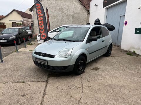 Ford Fiesta 1.3 PACK 2003 occasion Fresneaux-Montchevreuil 60240