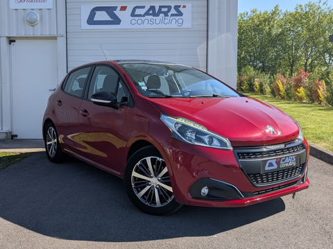 Peugeot 208 - Allure 1.2 Puretech 82 - Rouge