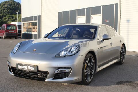 Porsche Panamera 4.8 V8 500 TURBO - Freins Céramique Entretien Porsche - GARA 2010 occasion Peyrolles-en-Provence 13860
