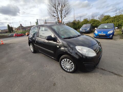 Renault twingo - 1.2i 2007 155000km - Noir