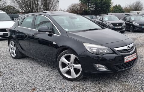 Opel astra - J HATCHBACK 2.0 CDTI 160 CV - Noir