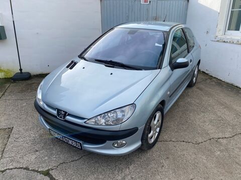 Peugeot 206 2.0 HDI 90 2002 occasion Fresneaux-Montchevreuil 60240