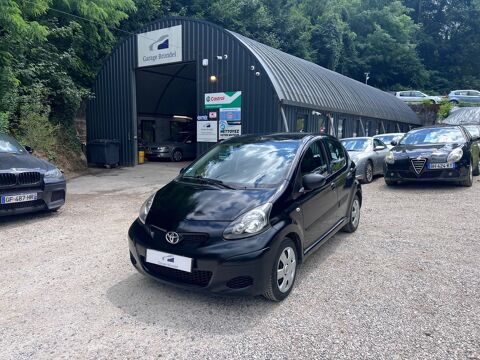 Toyota aygo - 1.0 V-VTi 68cv 2ème main - Noir