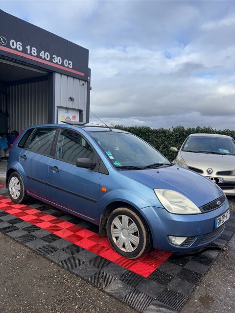 Ford Fiesta Ford fiesta 1.4 i 2001 occasion Vennecy 45760