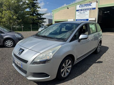 Peugeot 5008 - 1.6 CONFORT 7 PLACES - Gris clair M&ea
