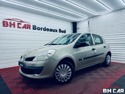 Renault clio iii - 1.5 DCI 68 // KIT DISTRIBUTION NEUF - 