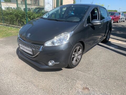Peugeot 208 - 1.6 E-HDI FAP 92 BUSINESS PACK 5 PORTE