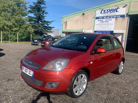 Ford Fiesta 1.3 i 70cv TREND 2007 occasion Villeneuve-la-Guyard 89340