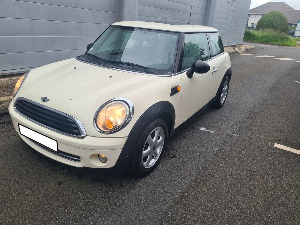 MINI COUPE COOPER ONE 95 2008 occasion 78310 Coignières