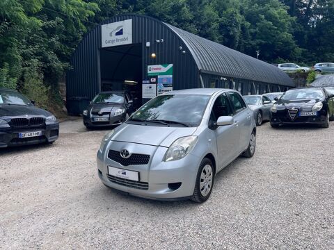 Toyota yaris - 1.0 VVT-i 68cv 2è main - Gris