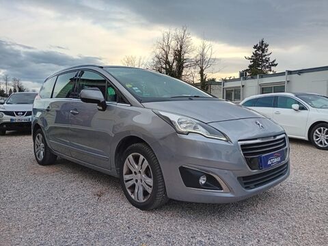 Peugeot 5008 1.6 HDI 115 CH STYLE 7 PLACE DIESEL GRIS 2013 occasion SAINT PRIEST 69800