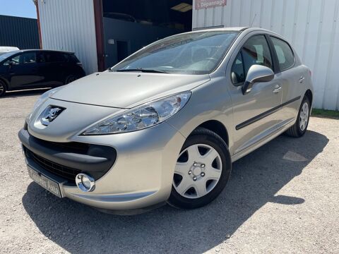 Peugeot 207 - 5 portes 1.4i 16V 95 cv - Gris M&eacut