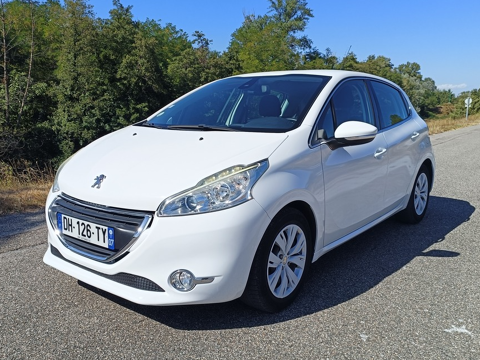 Peugeot 208 - 1.6 e-HDi 92 cv - Blanc Métalli