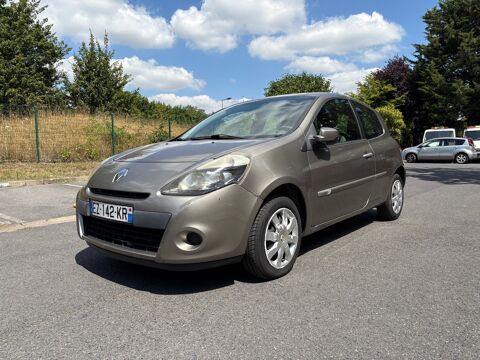 Renault clio - 1.2 16v - Gris Métallisé