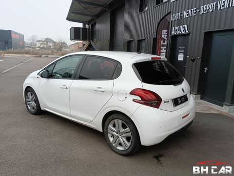 208 1.2 ptec 82cv BVM5 Style 2016 occasion 67500 Haguenau