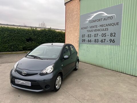 Aygo 1.0 VVTi 68 cv 5 Portes CLIM 2013 occasion 69150 DECINES-CHARPIEU