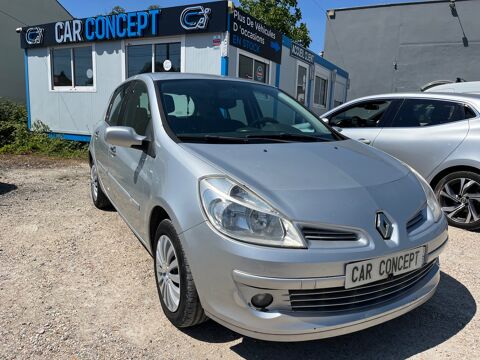 Renault clio - III 5 Portes 1.5 dCi 86 cv PAIEMENT EN