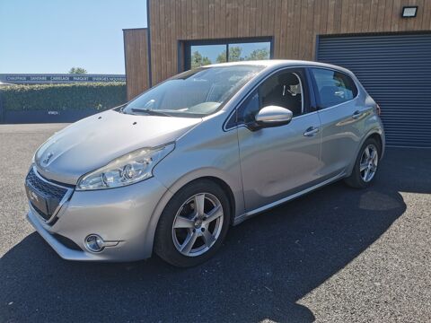 Peugeot 208 -   1.6L HDI 92CH BVA / GPS - Gris