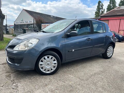 Renault clio iii - 1.5 dci 85 EXPRESSION 221 019KM11/2005