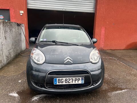 Citroën C1 1.0i Essence 68ch bva 5portes Confort Clim IDEAL JEUNE PERMI 2011 occasion MEYZIEU 69330