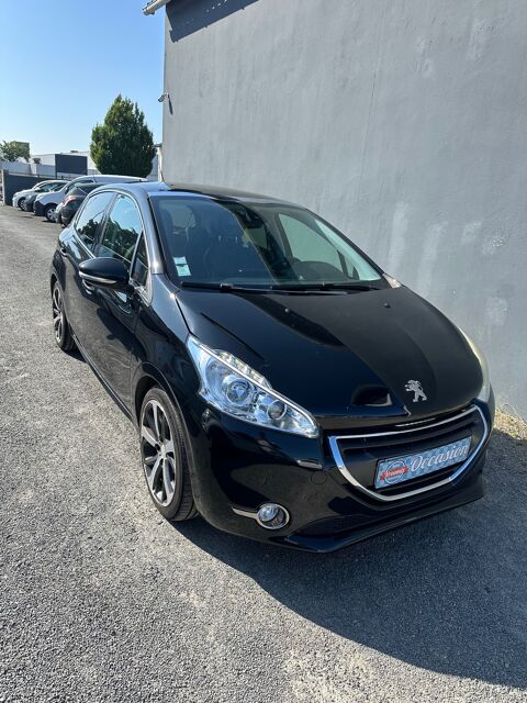 Peugeot 208 - 1.6 ehdi 115ch féline - Noir M&