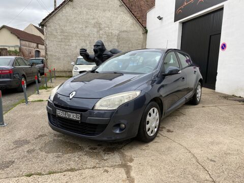 Renault Mégane III 1.5 DCI 105 EXPRESSION 2009 occasion Fresneaux-Montchevreuil 60240