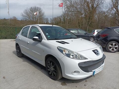 Peugeot 206 1.4 HDI 70 CV PAIEMENT EN 4 FOIS 2011 occasion Bennecourt 78270