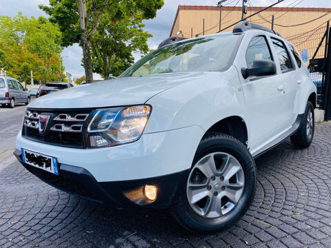 Dacia Duster LAUREATE 2X4 TCE 125 BV6 -PREMIERE MAIN -ENTRETIENS RENAULT 2017 occasion Houilles 78800